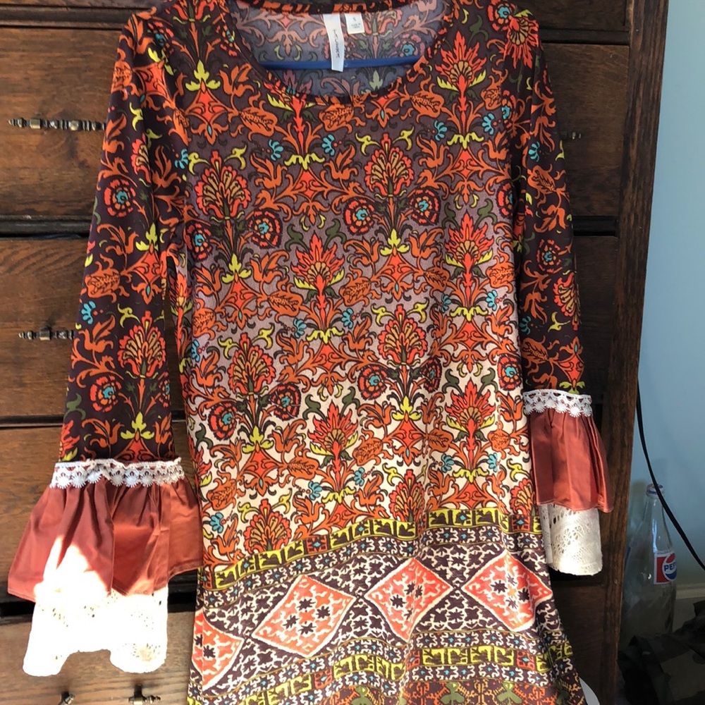 Tacera Women’s Blouse size Small